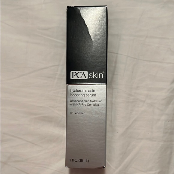 PCA Skin Other - PCA Skin Hyaluronic Acid Boosting Serum NIB